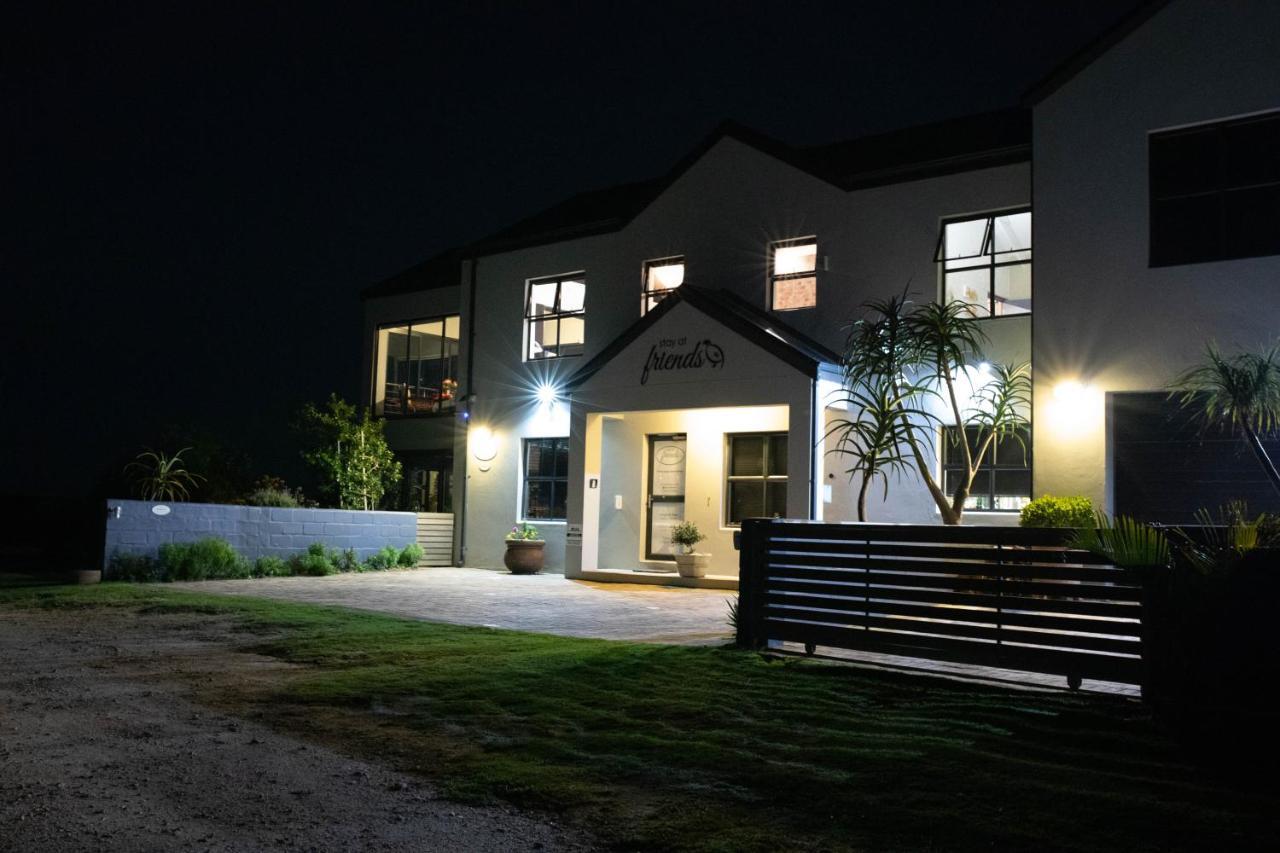 Stay At Friends Bettyʼs Bay Eksteriør bilde